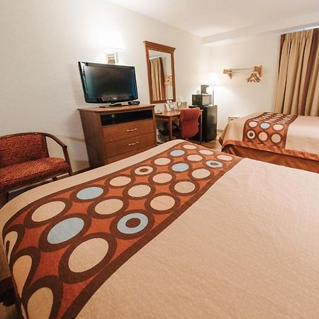 Super 8 By Wyndham Danbury Motel Kültér fotó