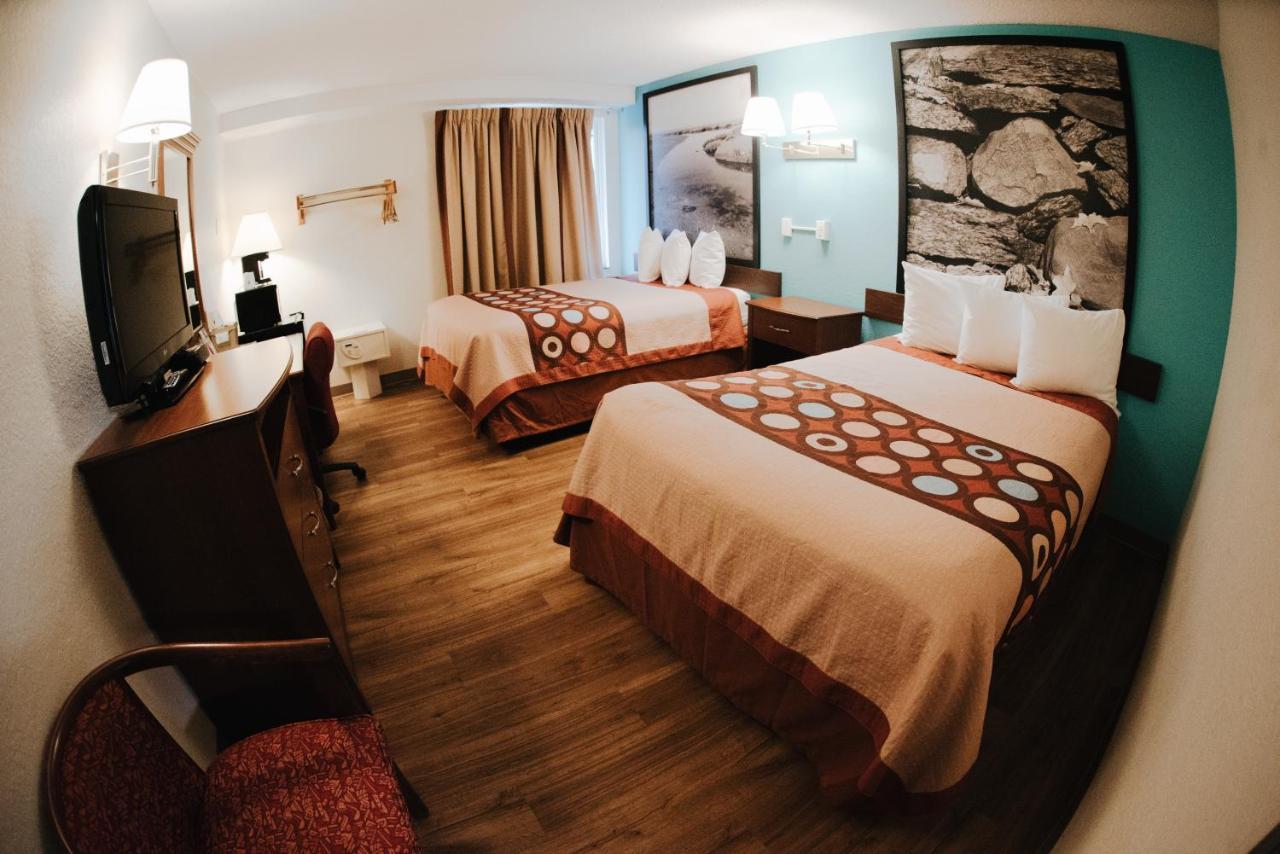 Super 8 By Wyndham Danbury Motel Kültér fotó